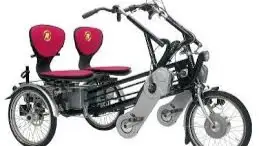 Duo bike volunteer