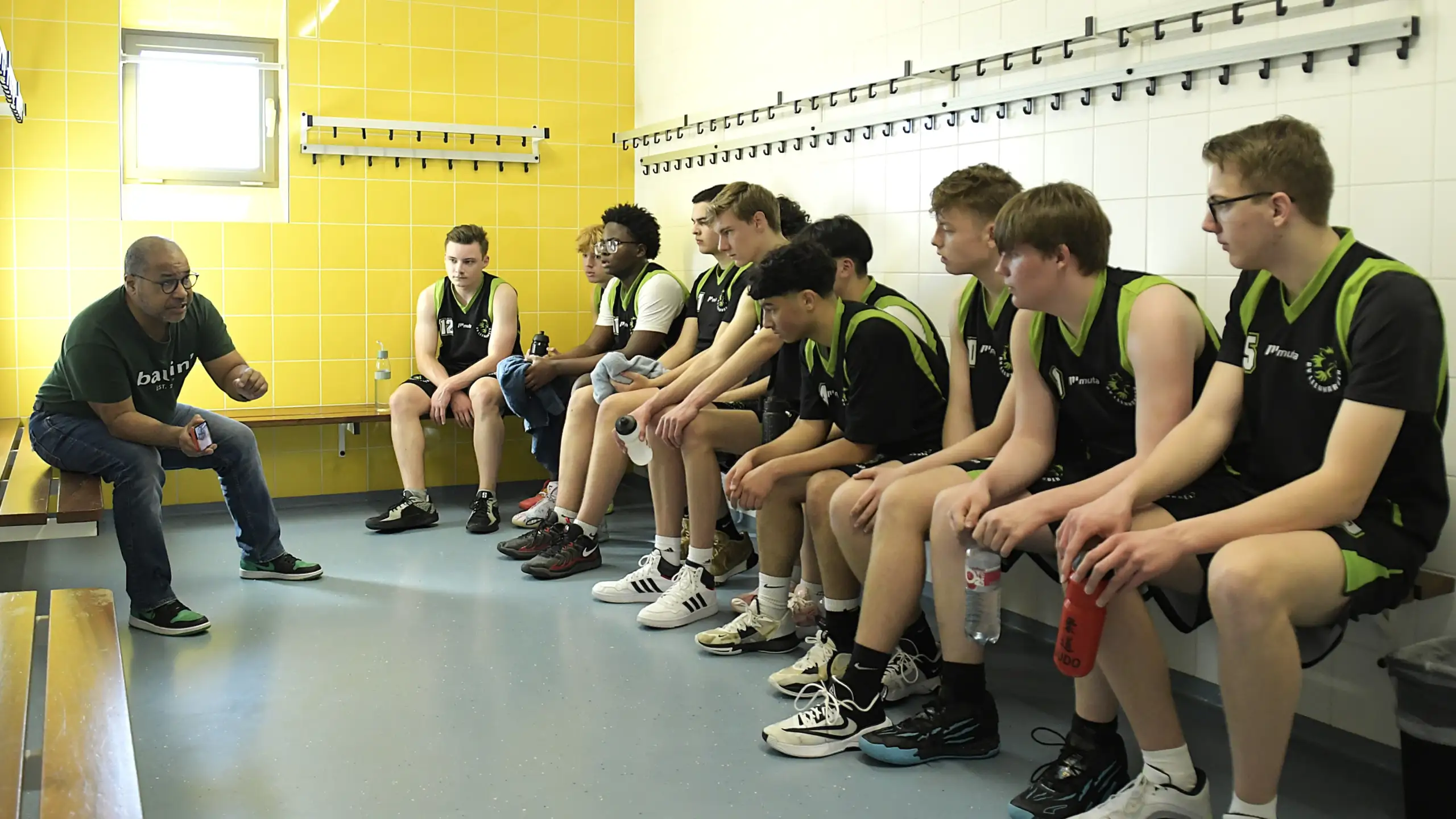 Basketball trainer and/or coach (m/f) wanted